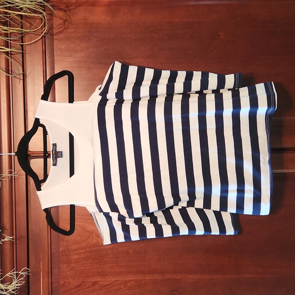 Like New Super Cute Top From Boston Proper